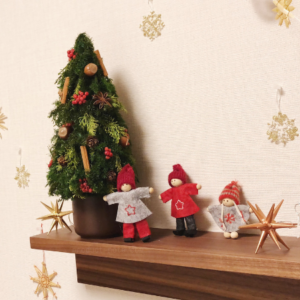 ブリザーブドフラワーの卓上クリスマスツリー,無印良品